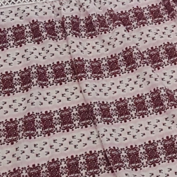 Red Pink Pattern Crochet Blouse - Picture 6 of 7